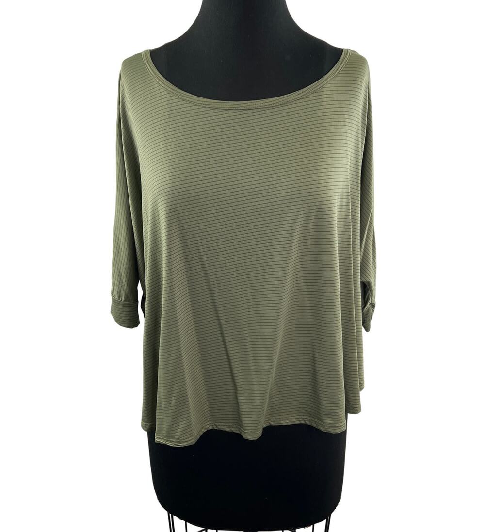 SPLENDID Green Blouse Top Nylon Striped Scoop Neck Classic Fit Size Small S